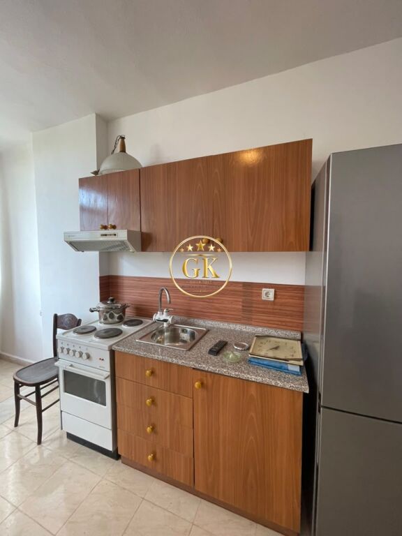 🏡 SHITET APARTAMENT 1+1 – PLAZH ,PRANE TREGUT TE PLAZHIT 