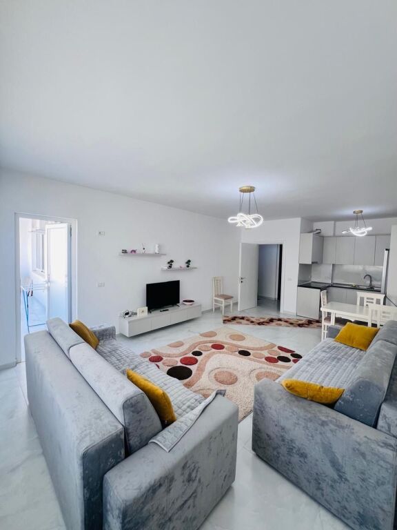 Apartament 2+1 me qera ne Astir tek Bar Bohem