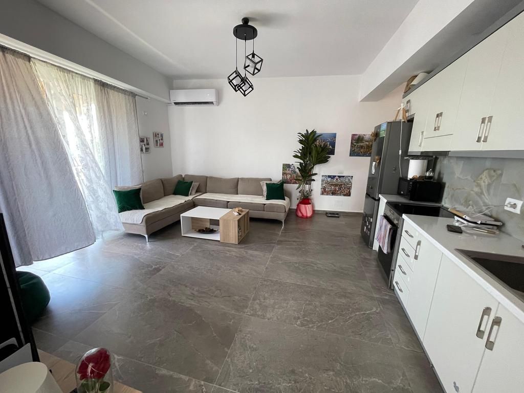 SARANDE, APPARTAMENTO 2+1 IN VENDITA CON VISTA MARE