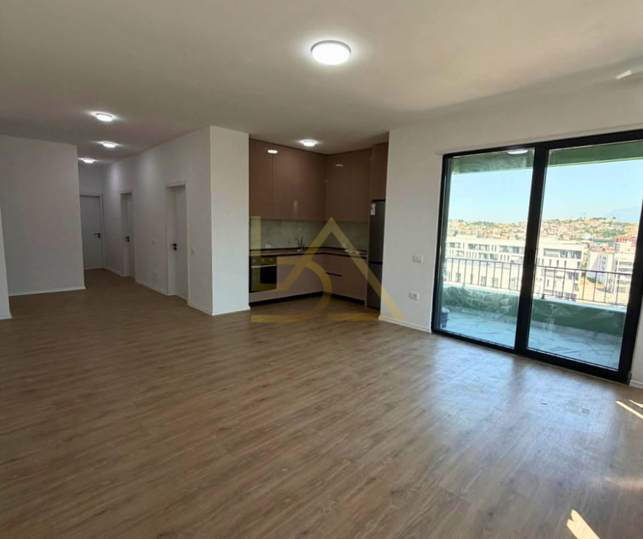 Apartment 3+1 for Rent – 5 Maji Street, Tirana