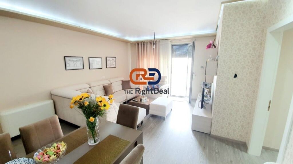 Tek Rruga E Kosovareve, Shitet Super Apartament 2+1+2, Totalisht I Investuar !