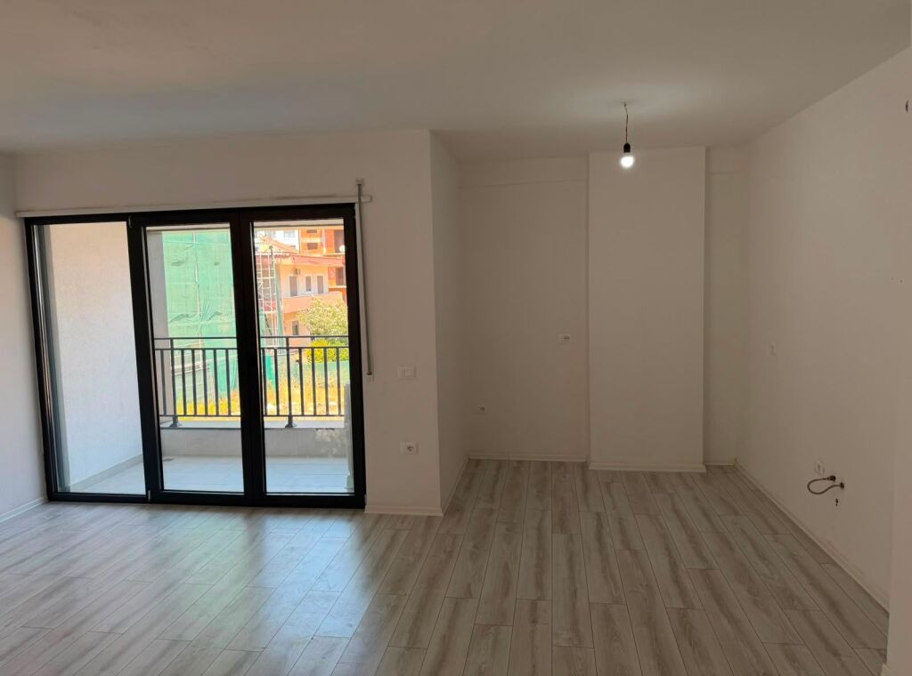 Apartment 2+1 for rent for residence or office – Ndregjoni Complex, New Boulevard, Tirana