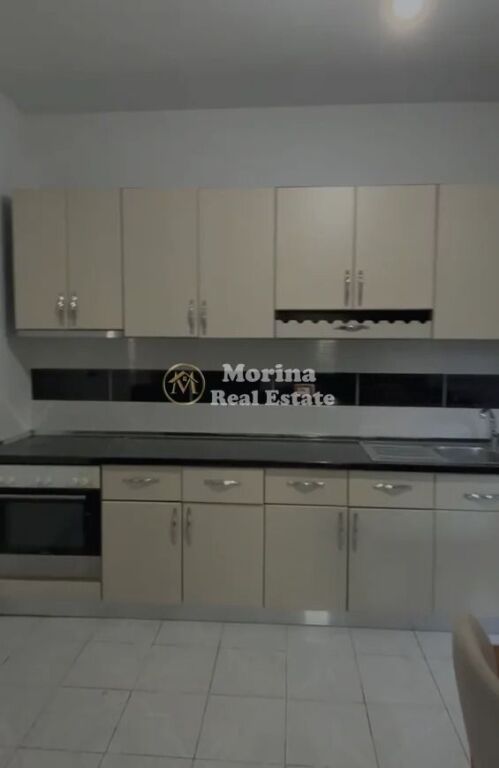 Affitto | Casa privata 2 + 1 | Paskuqan 2 | 330 €/mese