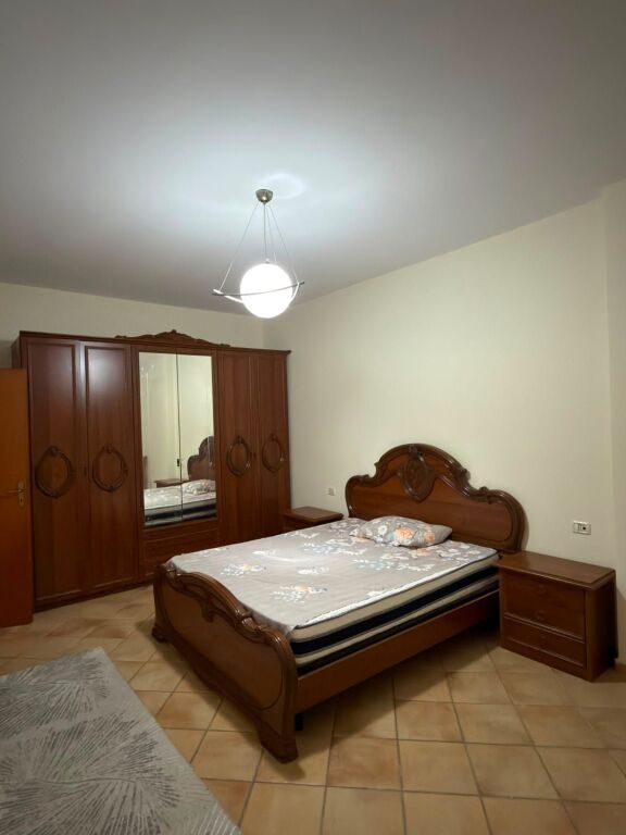🏡 Appartamento 2+1 in affitto  📍 Astir, vicino al bar 2 palmat 💰 Prezzo: 40.000 leke  