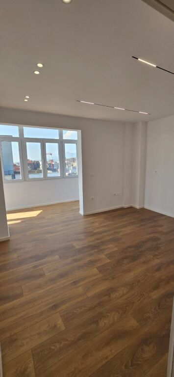 SHITET APARTAMENT 1+1 – 21 DHJETORI