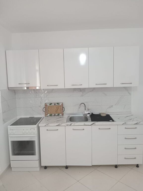 Apartament 1+1 per qera tek Oxhaku !