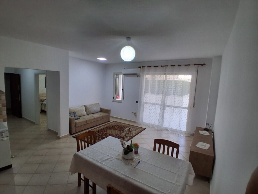 APARTAMENT NE SHITJE TE URA E DAJLANIT!!!