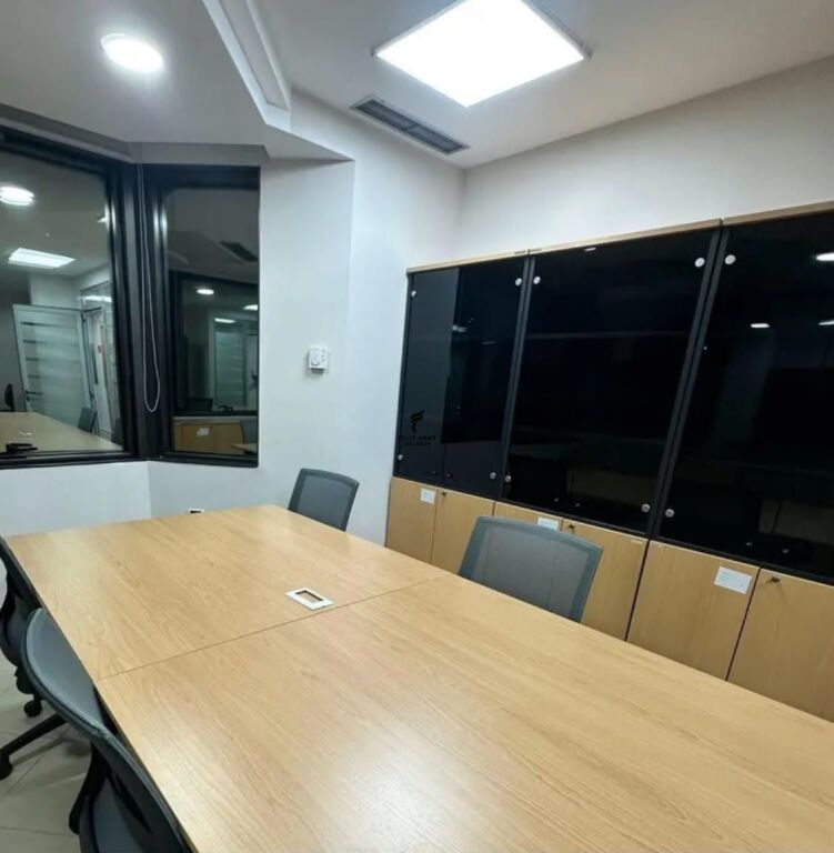 ZYRE ME QERA 450 M2 BULEVARDI DESHMORET E KOMBIT 1.600.000 LEKE  FH-87027