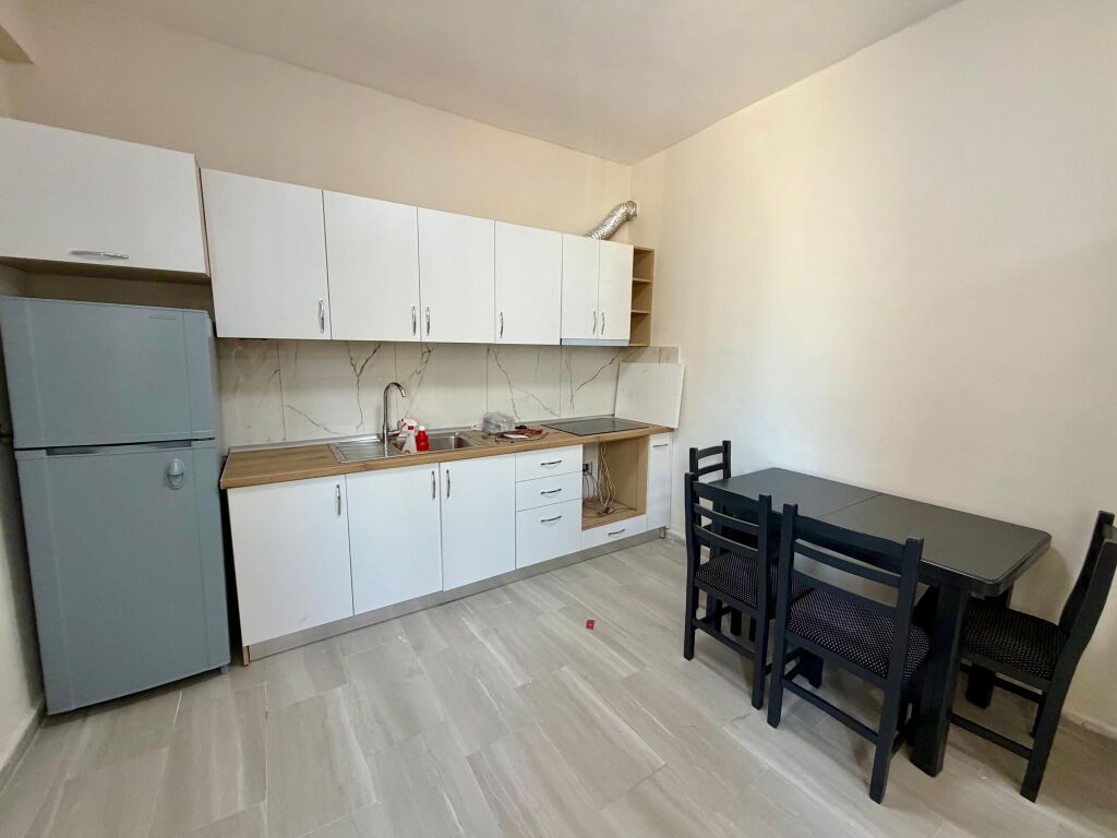 Apartment 1+1 for rent in Shkoze