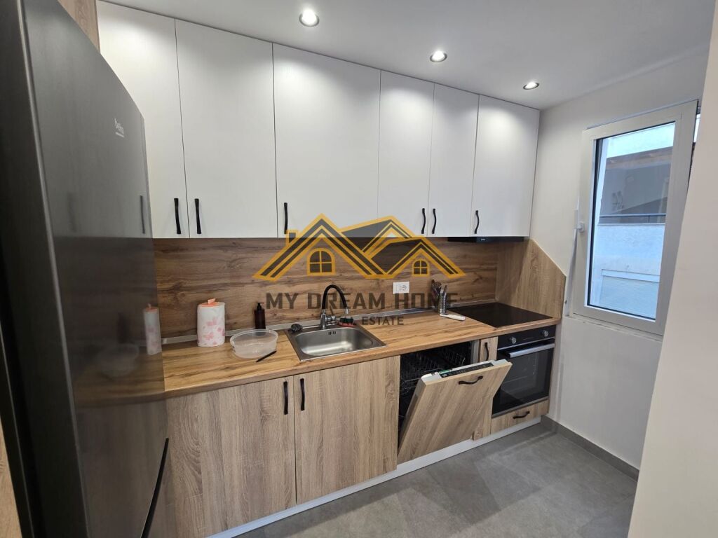 Apartament Me Qera 2+1 Durres!