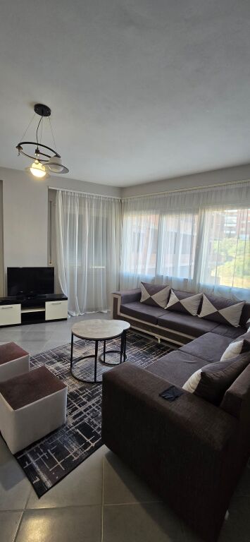 APARTAMENT 1+1, PRANE KOPSHTIT BOTANIK