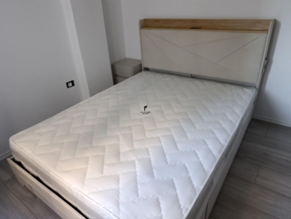 APARTAMENT ME QERA 1+1 PORCELAN 45.000 LEKE FH-86917