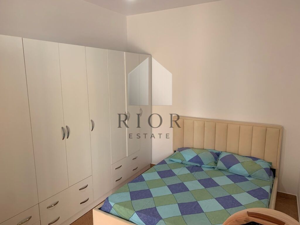 Affitto | Appartamento 2 + 1 | Via Siri Kodra | 500 €/Mese