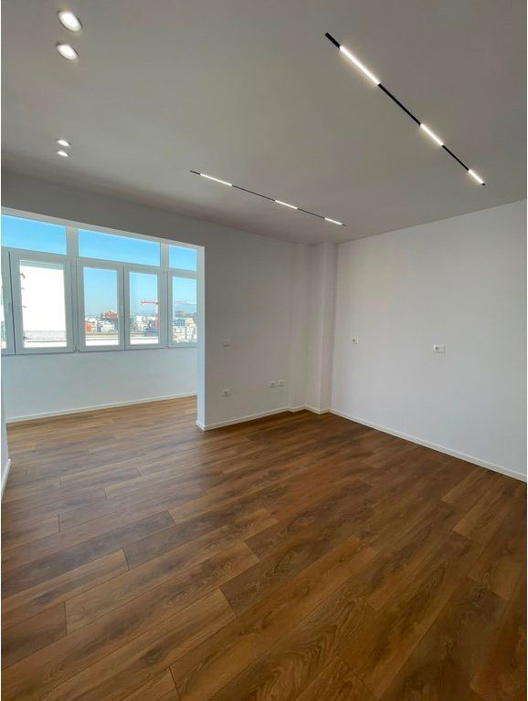 Appartamento 1+1, 21 Dhjetori, Tirane