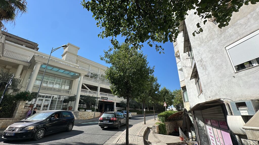 For RENT 1+1 IN Fresku