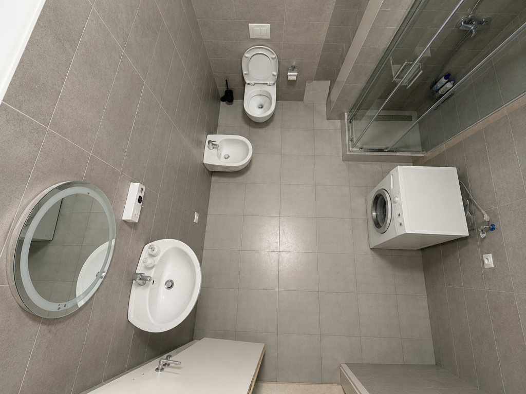 Rent 1+1 dry lake near hotel radison