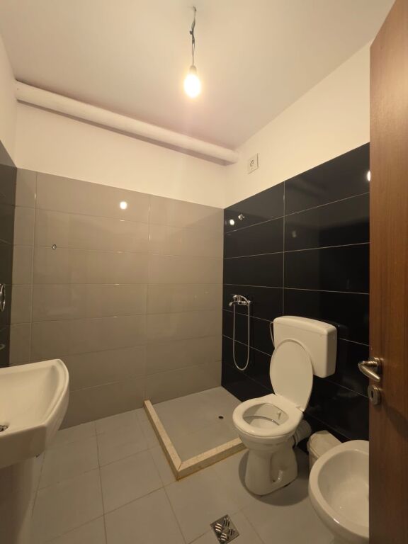 🏡 Apartment 1+1 for rent  📍 Near the Artificial Lake, next to the Zoological Garden 💰Price: 50,000 Lek/Month