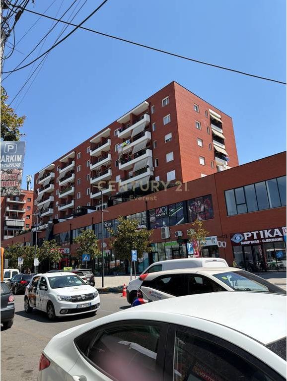 KAMEZ QENDER, SHESIM APARTAMENT 2+1+2! everest146498