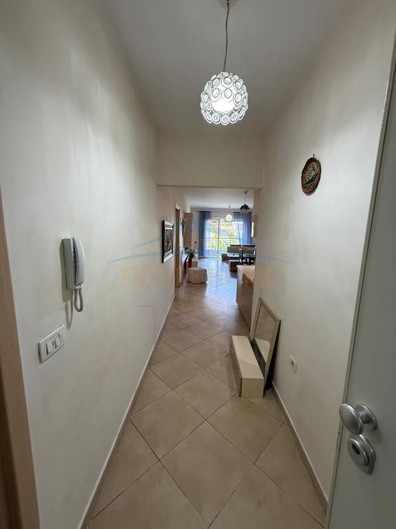 Qera, Apartament 3+1+2, Ferit Xhajko, Tirane .