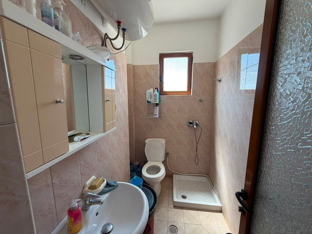 SARANDË, SHESIM APARTAMENT 1+1 VETËM 50M NGA DETI 125,000 € 12,000,000 Lekë