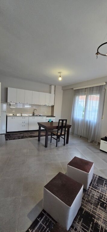 APARTAMENT 1+1, PRANE KOPSHTIT BOTANIK