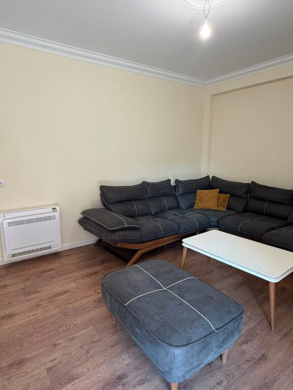Apartament Modern   3+1 pranë Stadiumit –  Mobilim Cilësor, Pallat i Ri dhe i Mirëadministruar