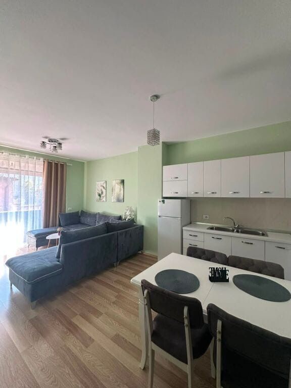 Apartament 1+1 me qira prane Toptanit