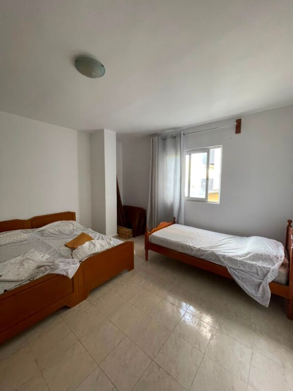 🏡 SHITET APARTAMENT 1+1 – PLAZH ,PRANE TREGUT TE PLAZHIT 