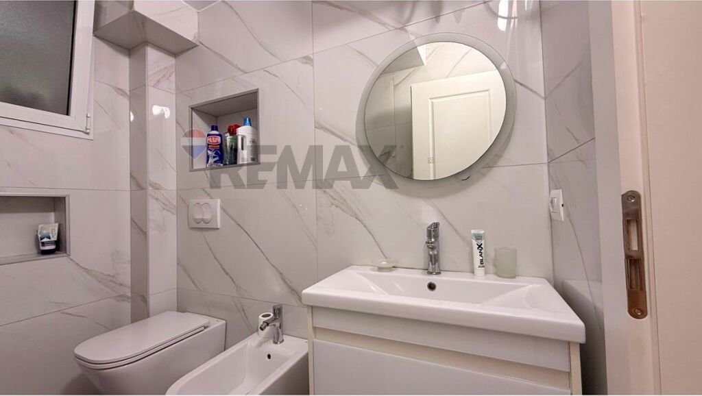 Appartamento 1+1 in affitto a Myslym Shyri, Tirana