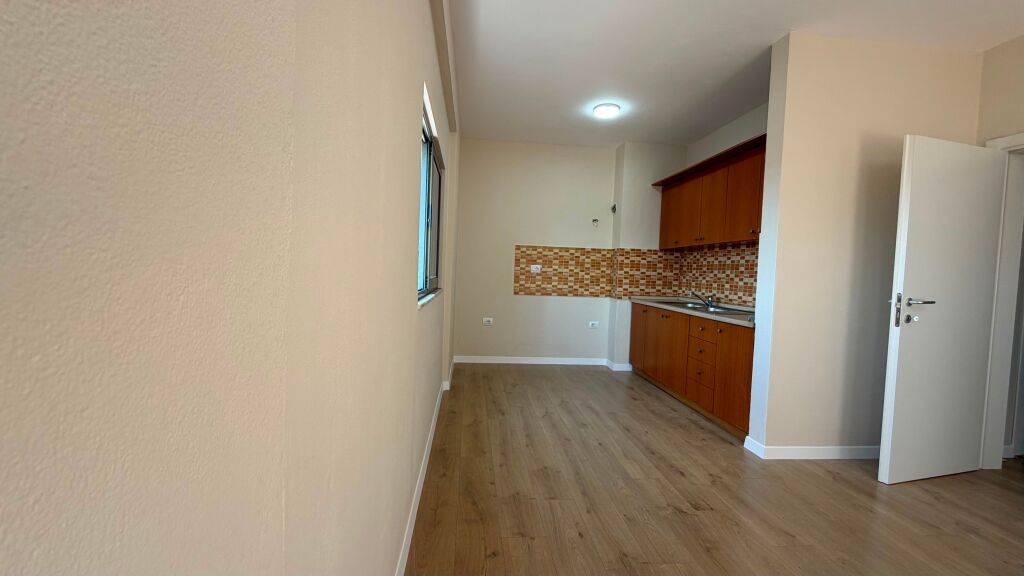 Shitet apartament 2+1+2 ne Don Bosko