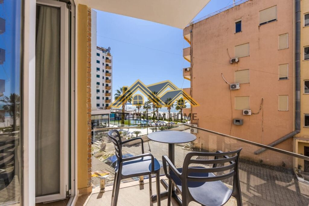 Duplex in vendita a Shkembi i Kavajes con vista mare seconda linea !