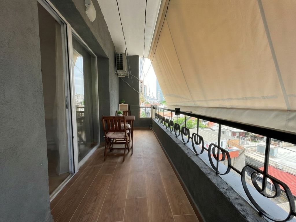 Qira, Apartament 2+1+2 Poste Parkimi, Pazari i Ri.