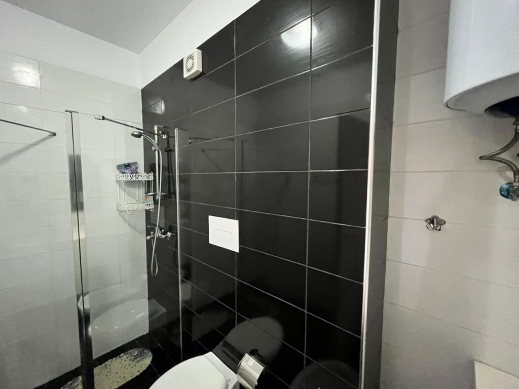 Qera Apartament 2+1+2 Tualete + depo
