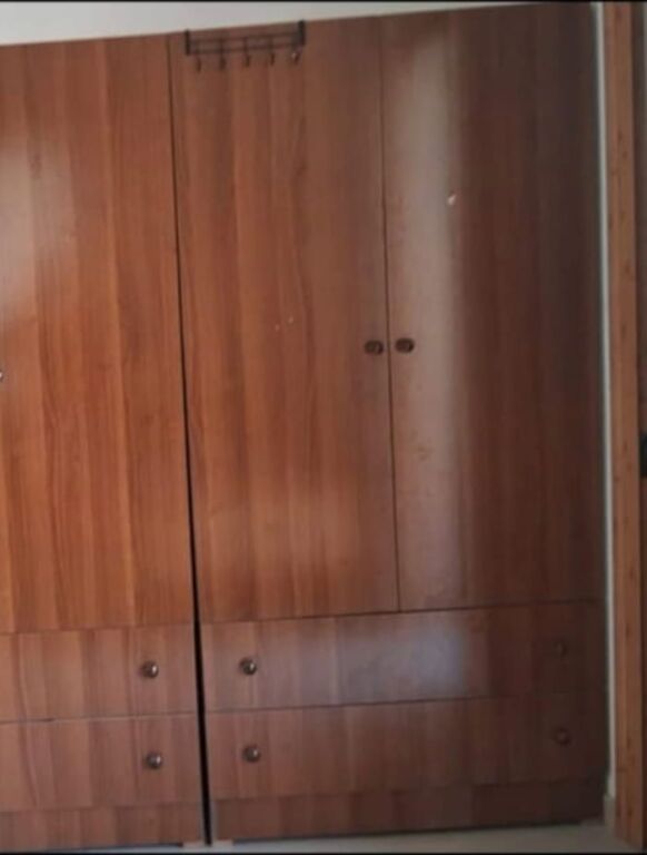 APARTAMENT 1+1. 28000 LEKE.PAS ISH UNIVERSITETI EUROPIAN.21 DHJETORI
