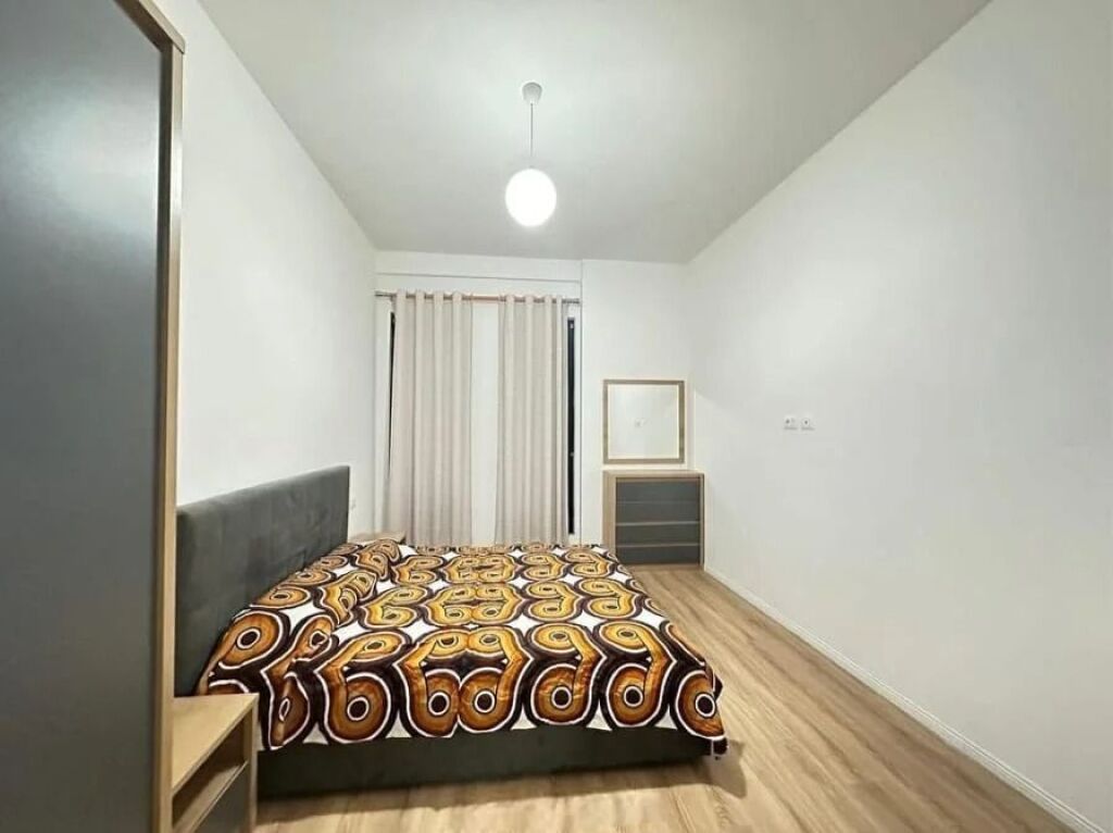 FOR RENT APARTMENT 1+1 – SQUARE 21, KAVAJËS STREET