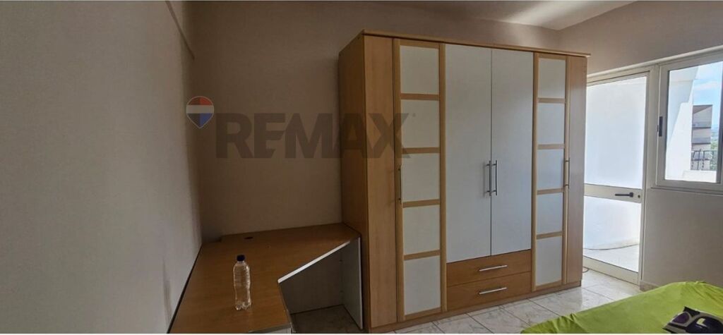 Appartamento 2+1 in Affitto a Komuna Parisit