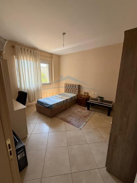 Qera, Apartament 3+1+2, Ferit Xhajko, Tirane .