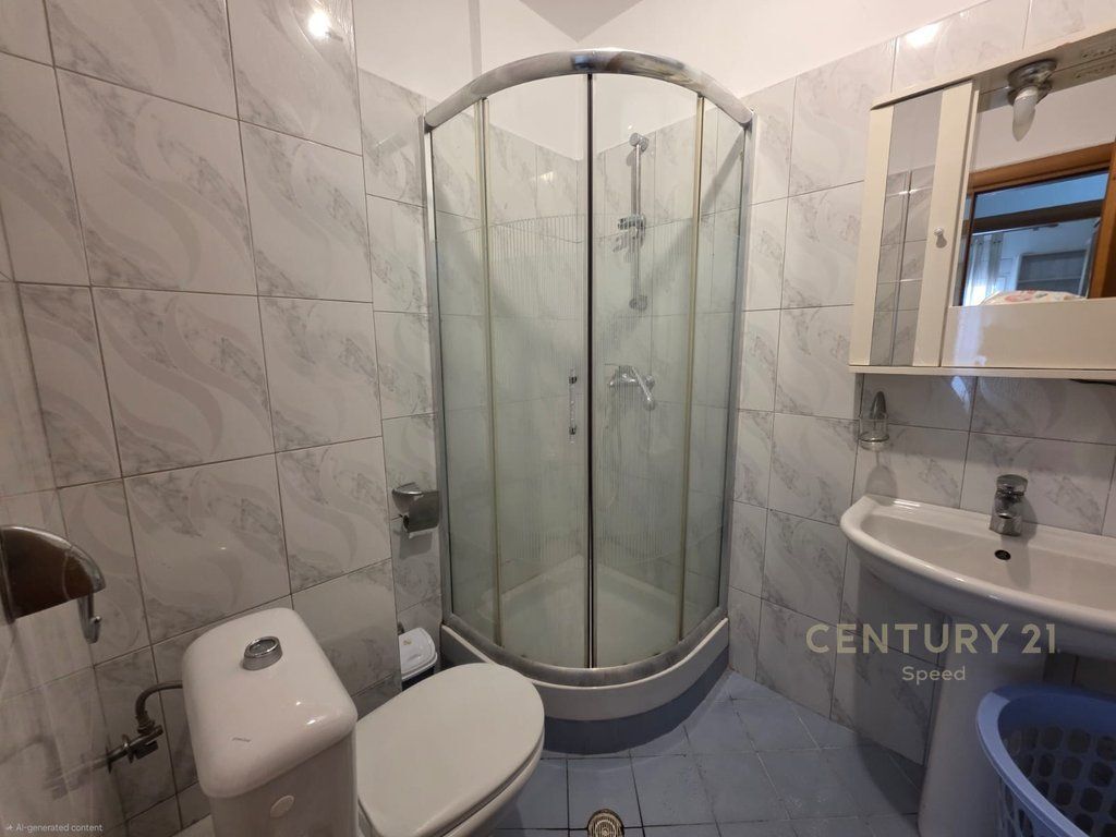 JEPET APARTAMEN 2+1+2 ME QIRA TE 21 DHJETORI!!!