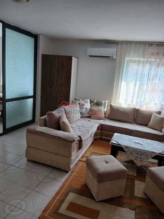 Apartament 1+1 me Qira tek Vasil Shanto Tirane
