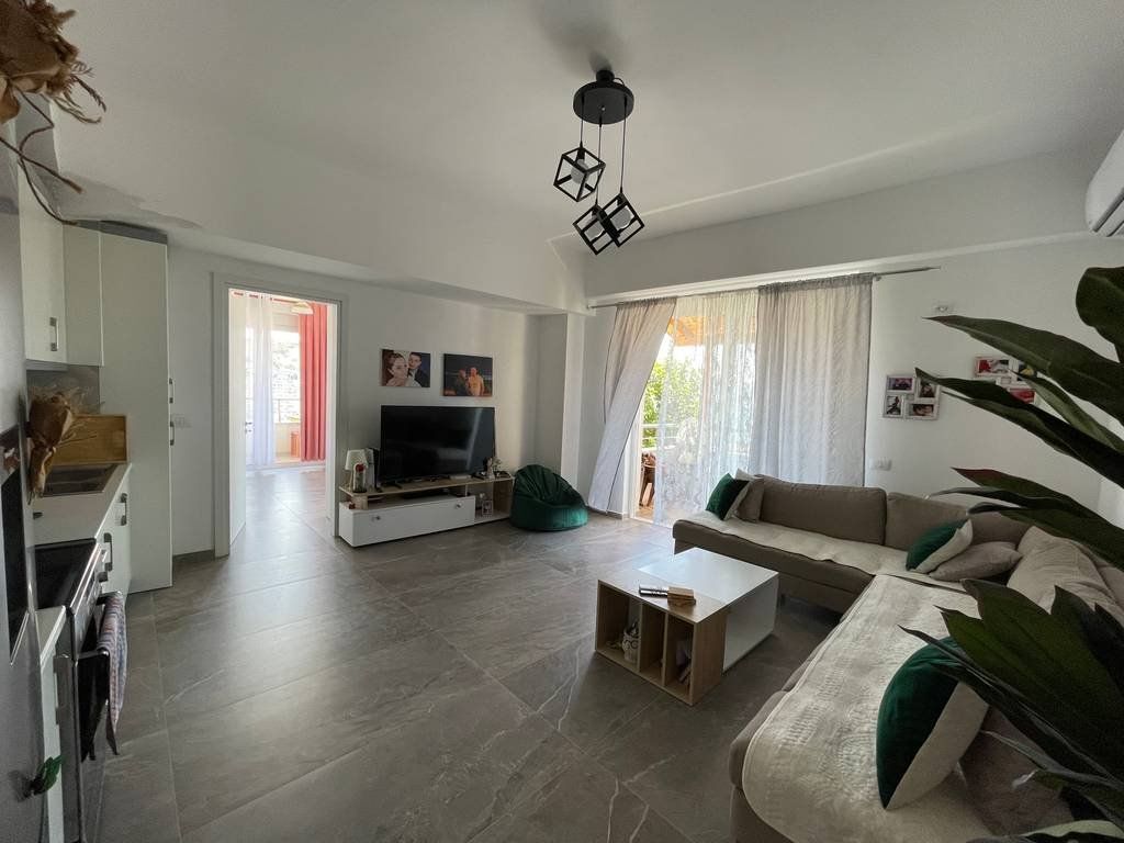 SARANDË, SHESIM APARTAMENT 2+1 ME PAMJE NGA DETI 170,000 €