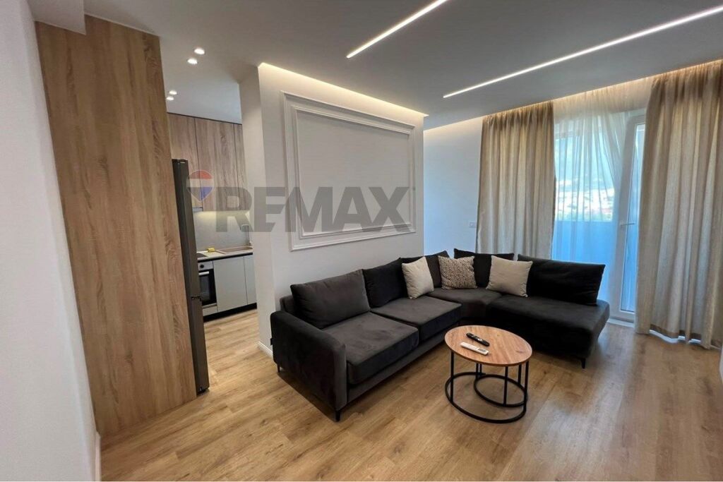 APARTAMENT 2+1 ME QERA ME PARKIM TE PERFSHRIE | 70,000 LEK | SHKOLLA E BASHKUAR