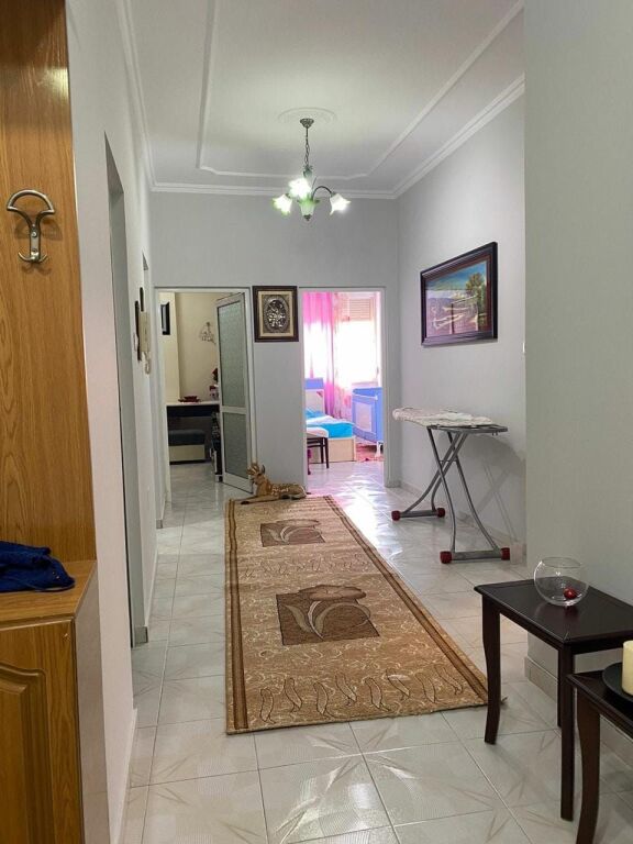 Jepet Apartament 2+1+2 me qera Tek Ish Stacioni fundit i Tiranes se Re    ID 5289