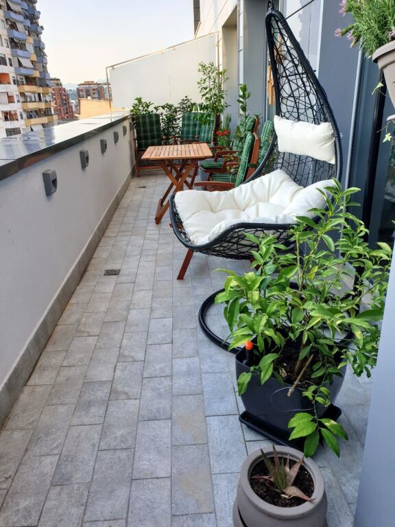 Rent Apartment 2+1+2+Parking Space, Center, Tirana. Empire72527