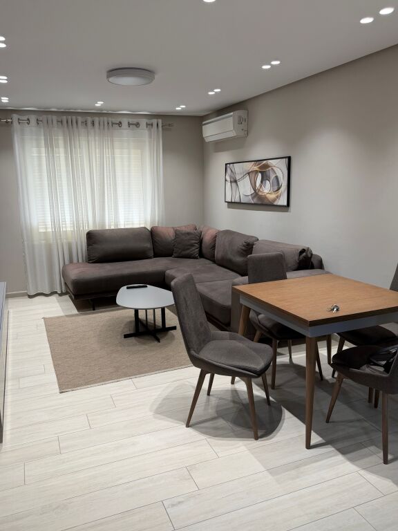 Apartment 2+1 - Center, Çam Market (Albanian Post)