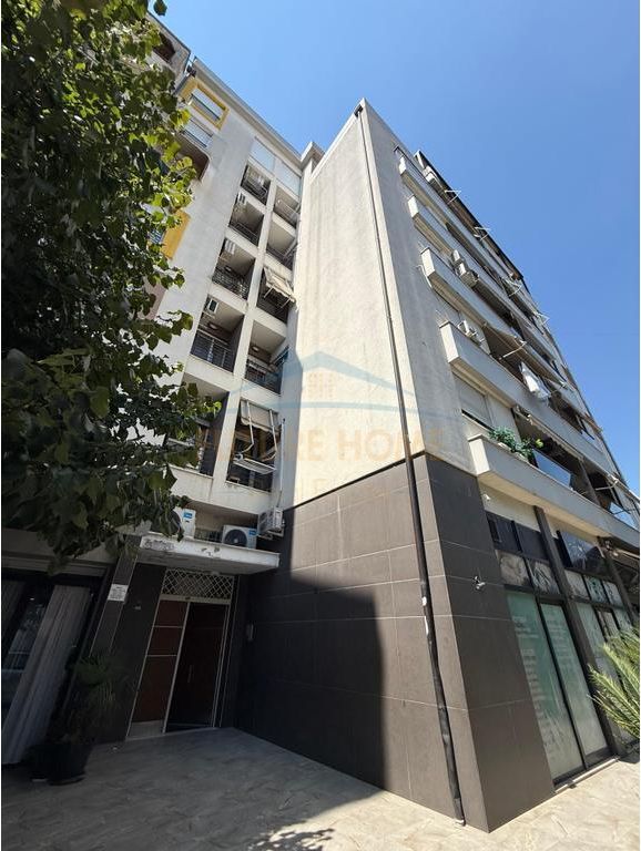 Qera, Apartament 3+1+2, Ferit Xhajko, Tirane .