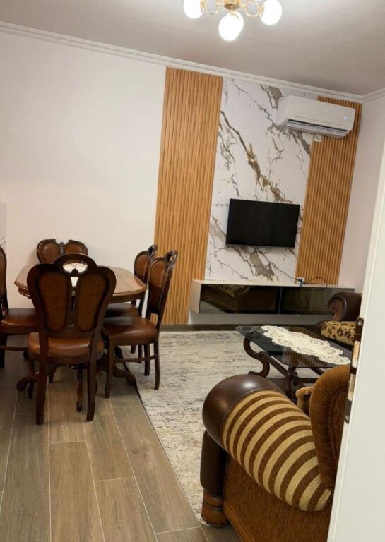 Affitto | Vilë 2 + 1 | Siri Kodra | 500 €/mese