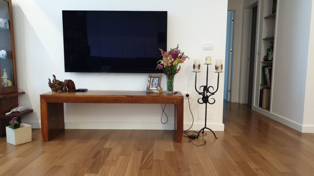 Rent Apartment 2+1+2+Parking Space, Center, Tirana. Empire72527