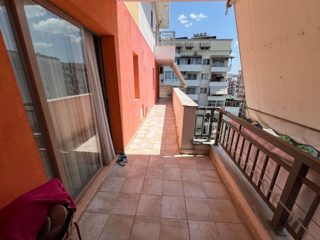Vendesi Appartamento 2+1+2 +veranda, Yzberisht