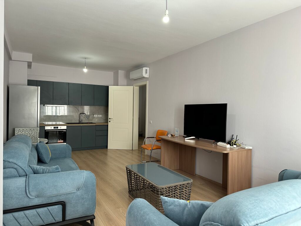 APARTAMENT 1+1 PER QIRA NE UNAZEN E RE,Astir !!