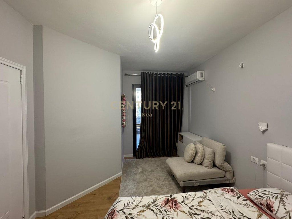 Apartment 2+1+2+ parking in Astir, near Villa L. Nea145829